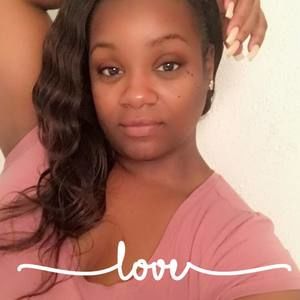 Meet your Posher, Lena